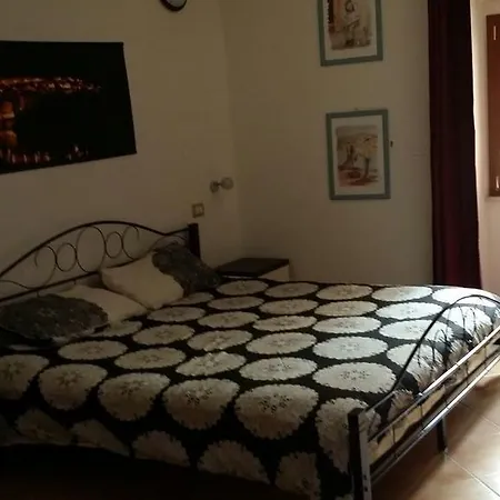 Ada's Pensjonat Bosa